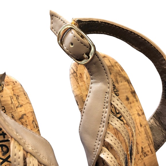 MODA REFLEX TAN TWISTED LEATHER SANDALS WITH CORK HEEL SIZE 8 - Picture 3 of 9